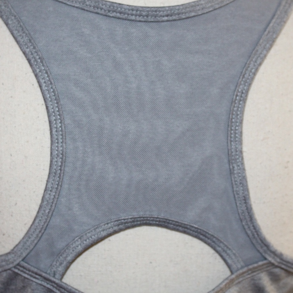 File, Racerback Sports bra with front zipper ..... - Picture 3 of 7